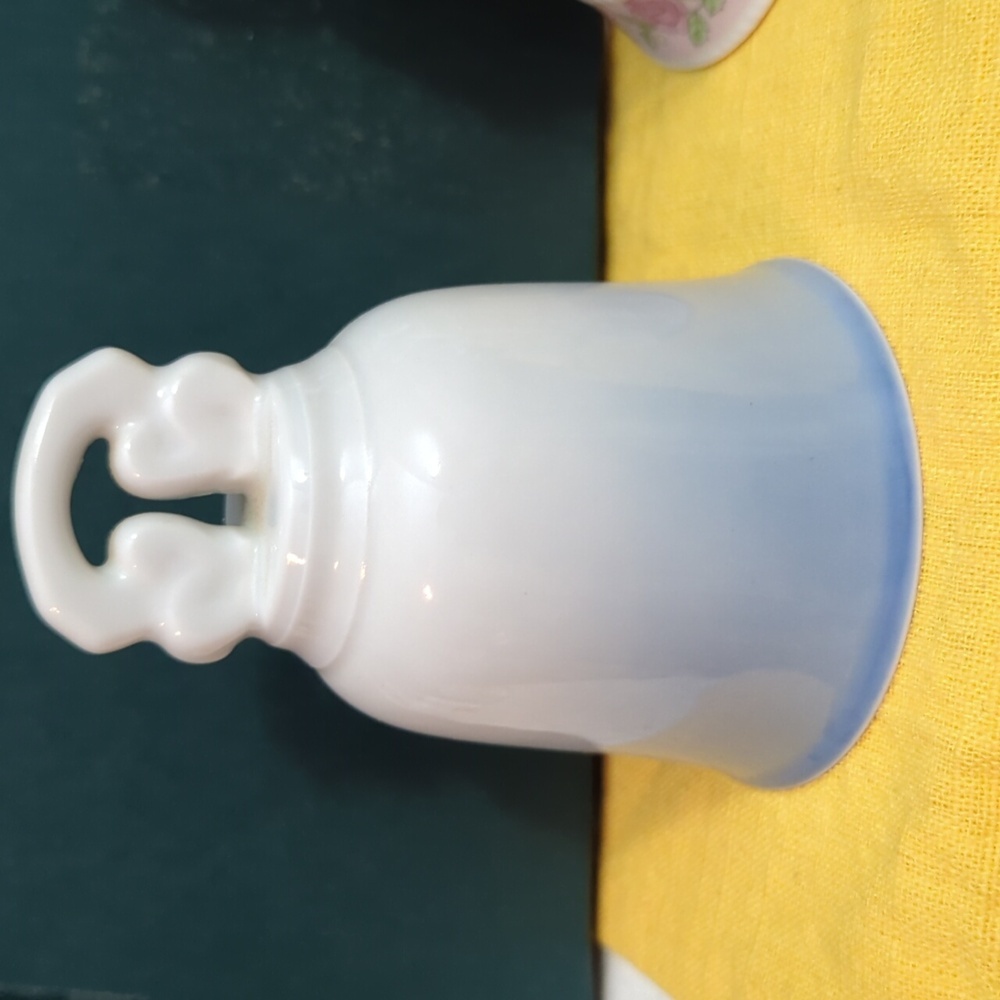 Vintage Danbury Mint Bell - Picture 2 of 3
